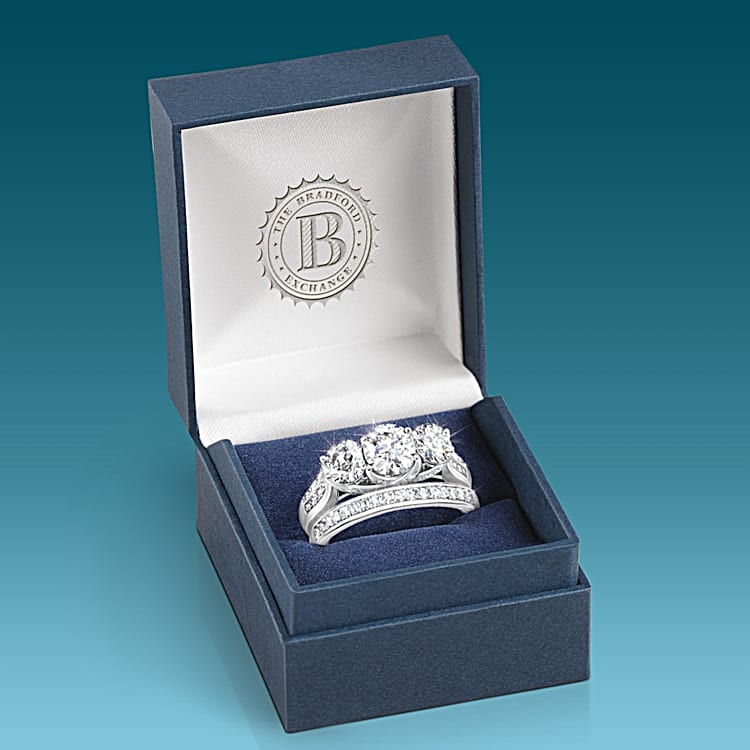 Diamonesk Personalized Engraved Engagement Ring And Wedding Band Set