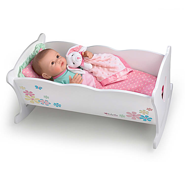 Cradle store for infants