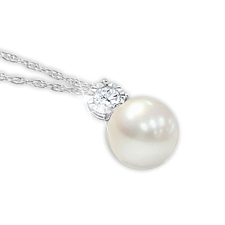 Cultured pearl pendant on sale