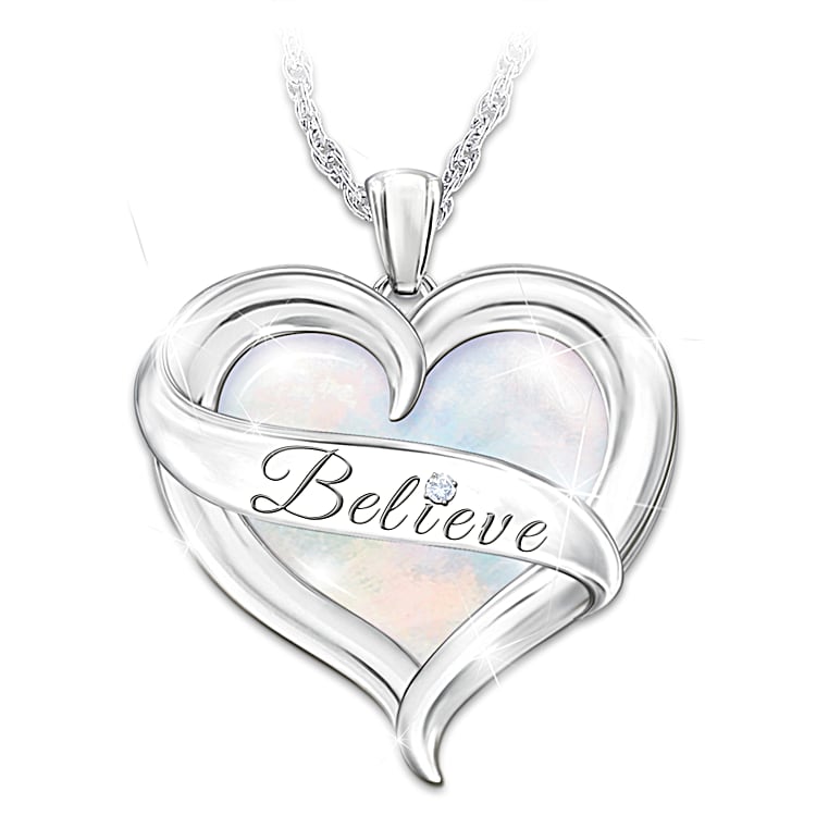 Pendant diamond best sale necklace womens