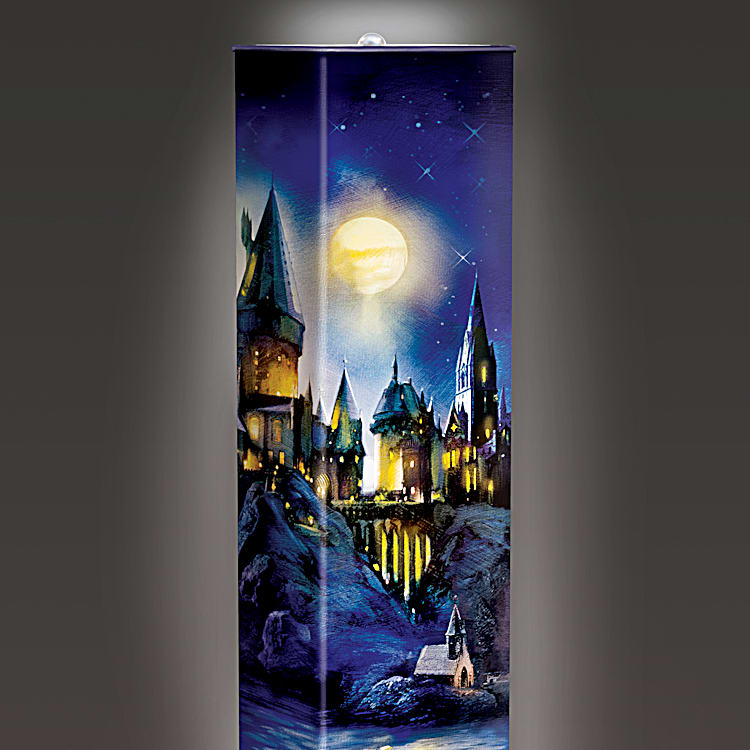HARRY POTTER Magic Of HOGWARTS Floor Lamp Featuring Officially