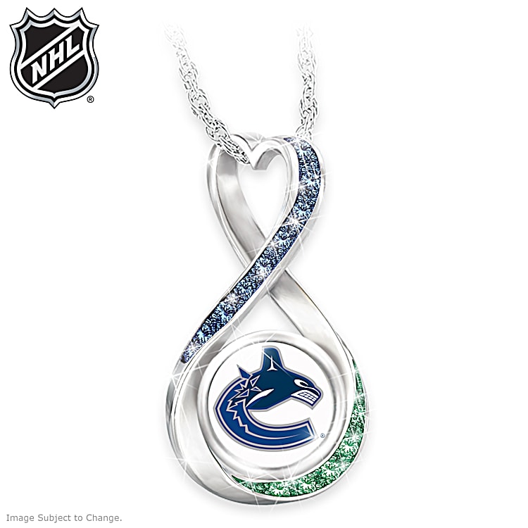 Jewel shop pendant necklace