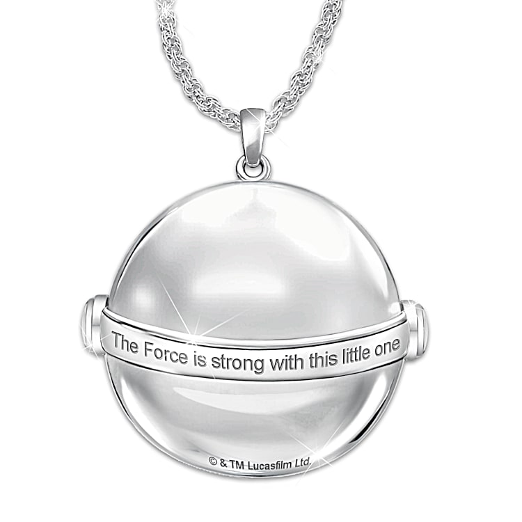 Pendant with discount photo inside