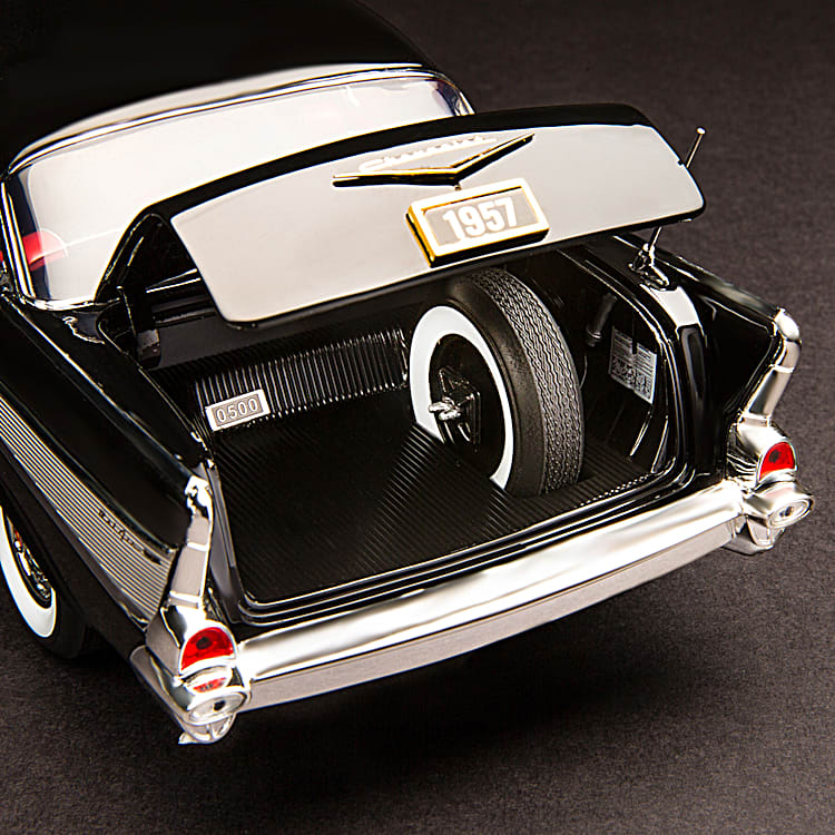 1 18 Scale 1957 Chevrolet Bel Air Diecast Car Featuring Chrome Look Accents Rubber Whitewall