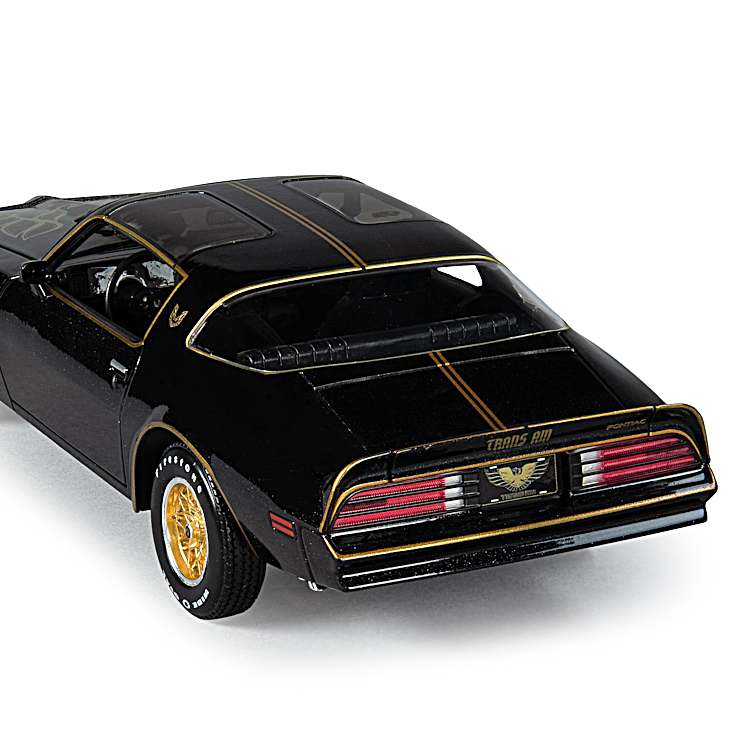 1:18-Scale 1978 Pontiac Firebird Trans Am Diecast Car With