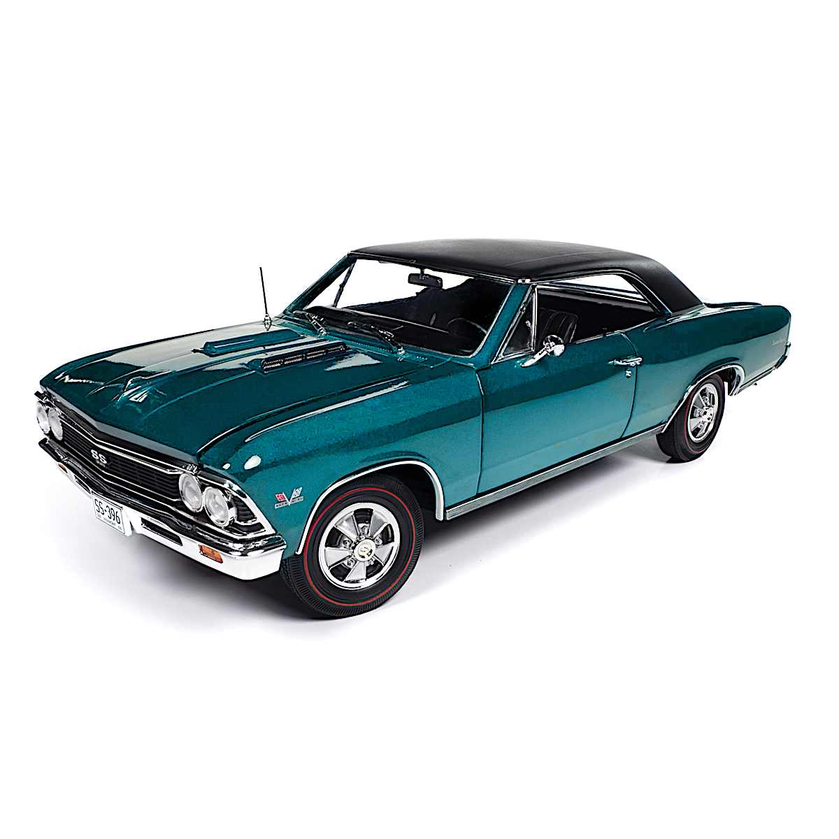 1966 Chevy Chevelle L78 SS 396 1:18-Scale Diecast Car With Tropic